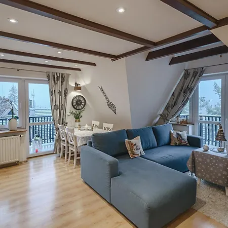 Kameralny Apartament Chateau Karpielówka Kościelisko z widokiem i wlasnym garażem Kościelisko